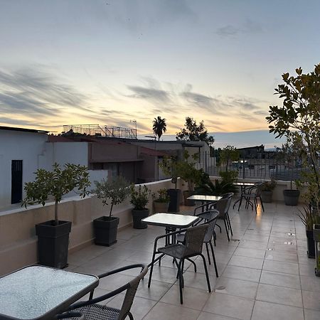 Theasis Athens Bed & Breakfast Ngoại thất bức ảnh