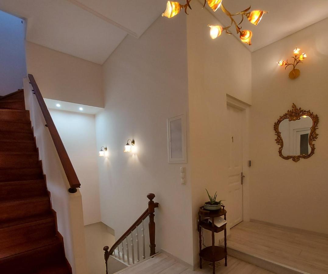 Theasis Athens Bed & Breakfast Ngoại thất bức ảnh