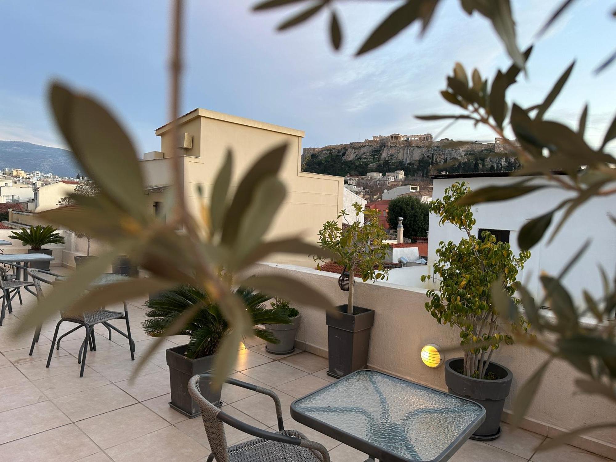 Theasis Athens Bed & Breakfast Ngoại thất bức ảnh