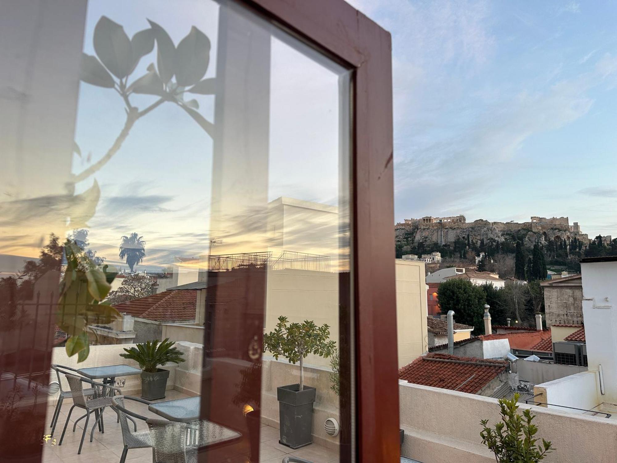 Theasis Athens Bed & Breakfast Ngoại thất bức ảnh